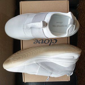 Clove Solo Women's Athletic Nursing Shoes